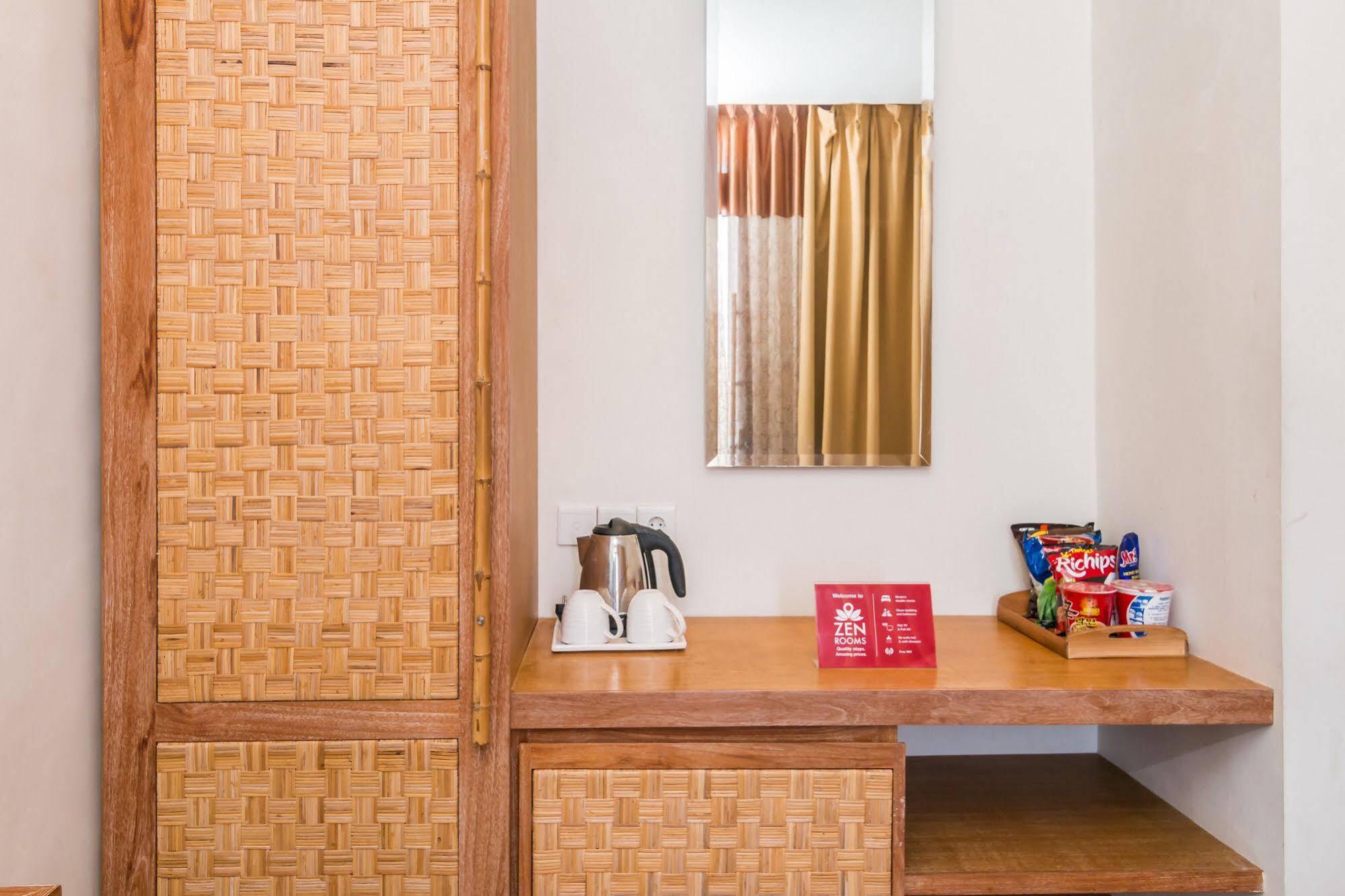 Zen Rooms Badung Nyangnyang Sari Kuta Lombok Exterior foto
