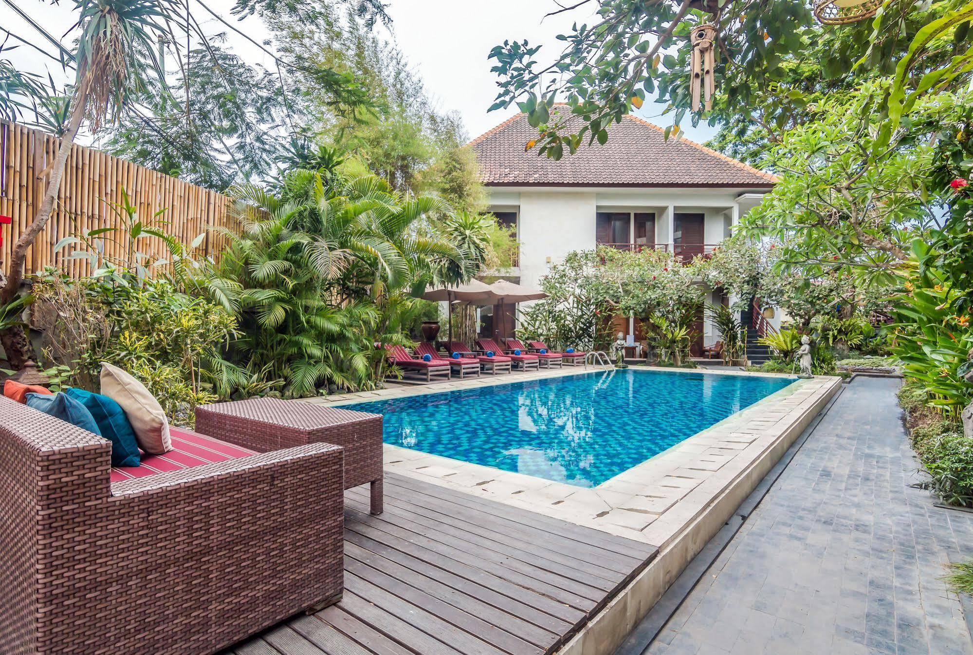 Zen Rooms Badung Nyangnyang Sari Kuta Lombok Exterior foto
